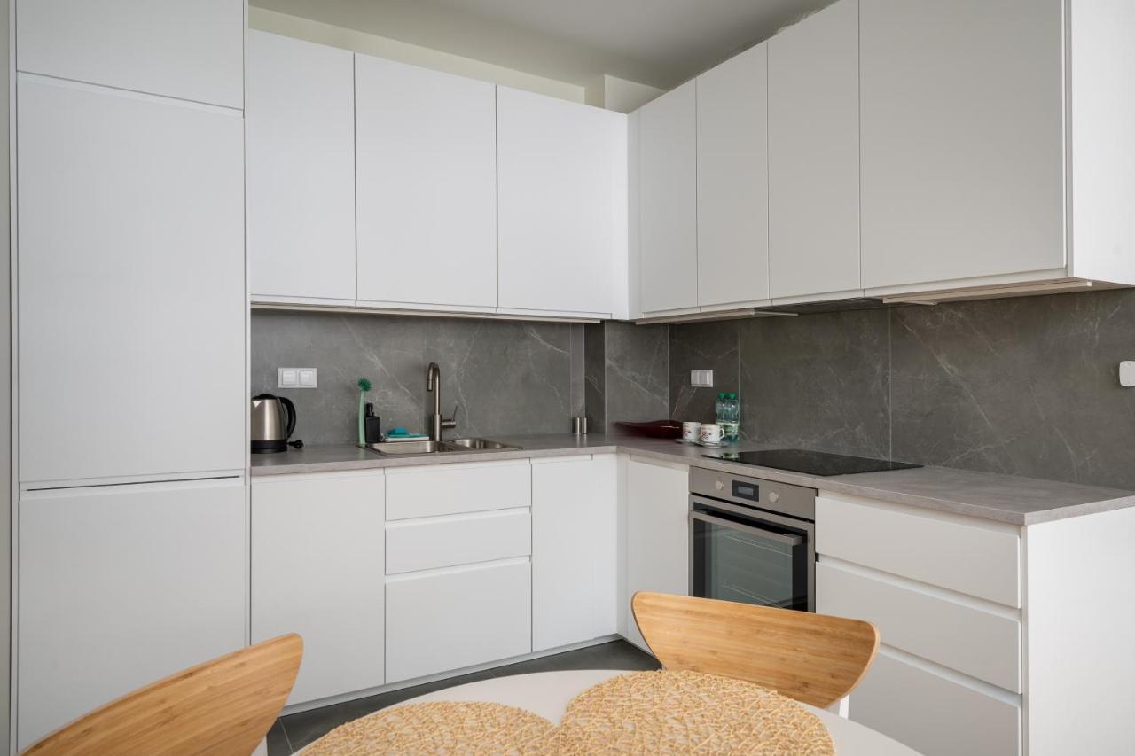 Wola Nakielska Comfort Apartment Warsawa Bagian luar foto